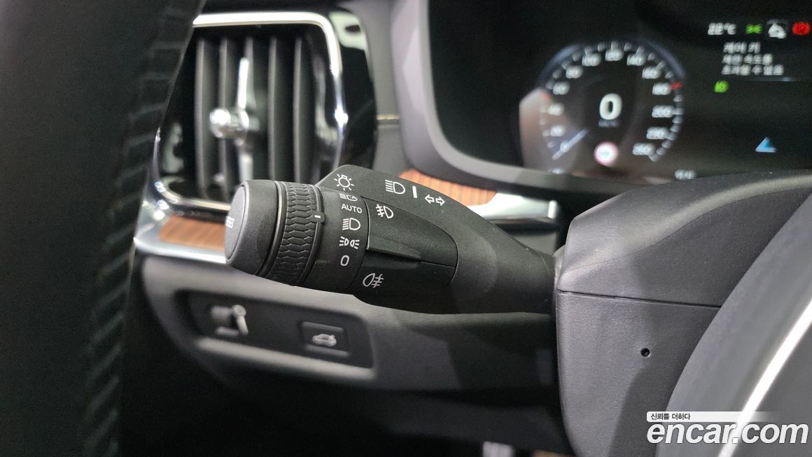 Volvo S60 2022