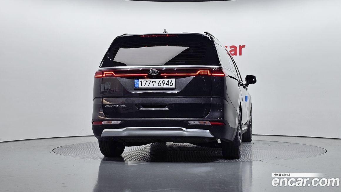 Kia Canival 2021