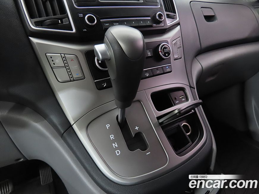 Hyundai Starex 2020
