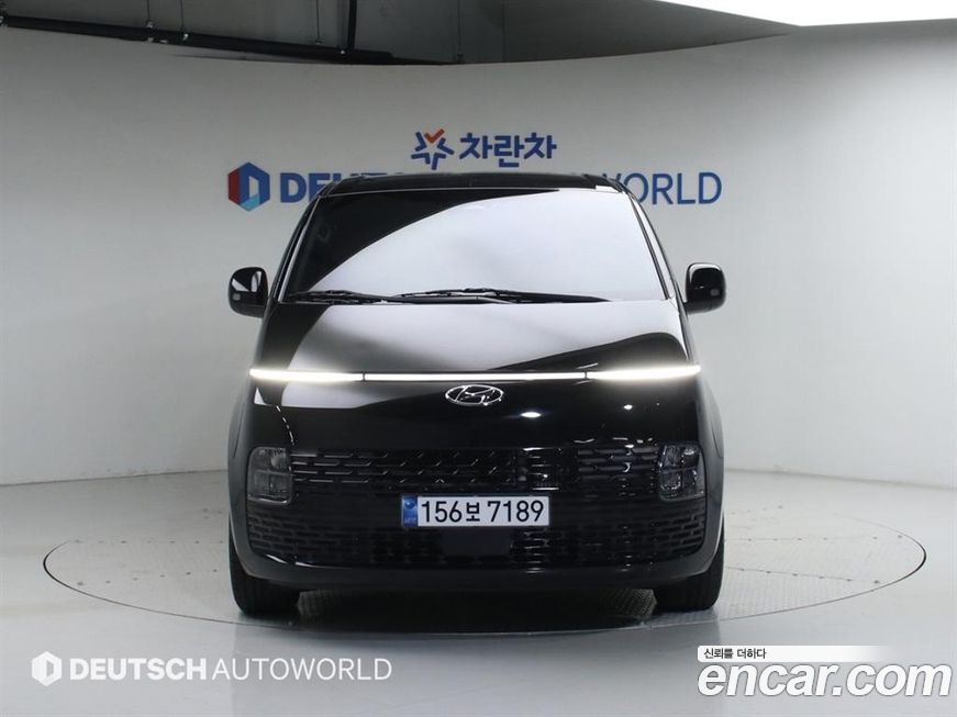Hyundai Staria 2022