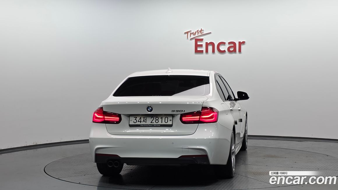 BMW 3-Series 2018