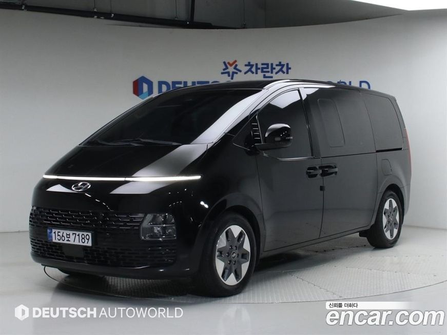 Hyundai Staria 2022