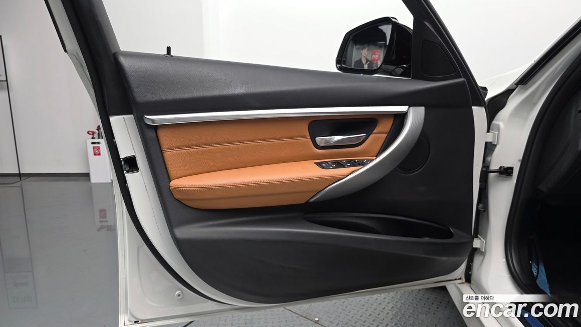 BMW 3-Series 2018