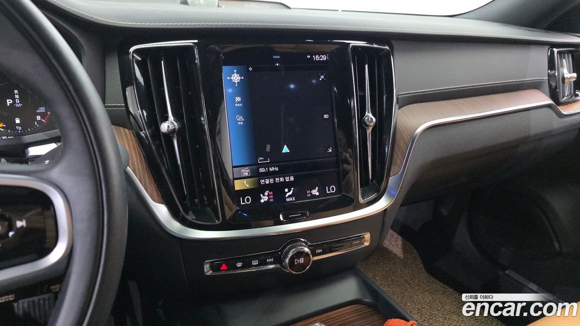 Volvo S60 2022