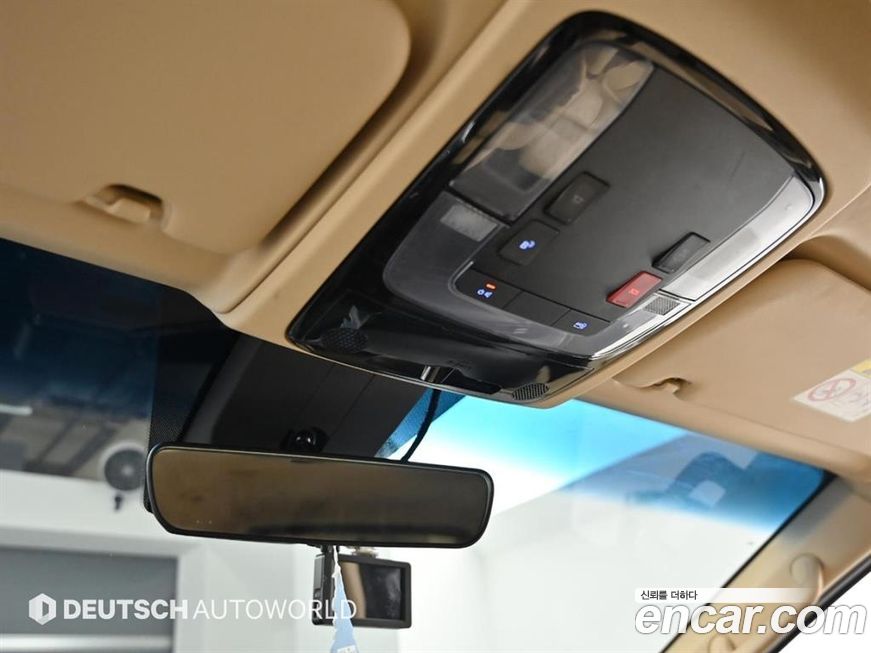 Hyundai Staria 2022