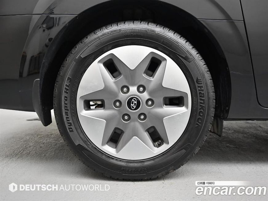 Hyundai Staria 2022
