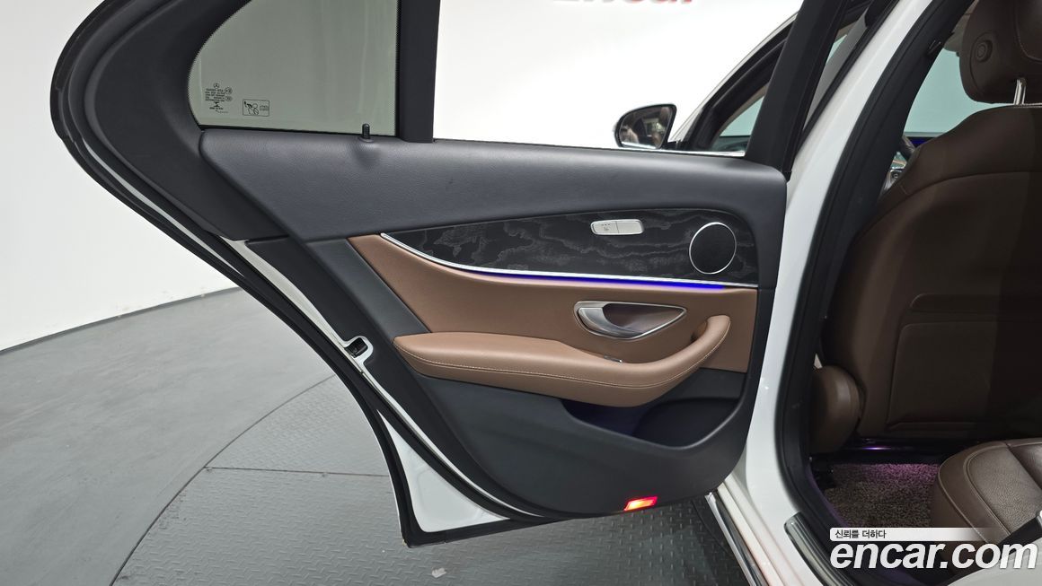 Mercedes-Benz E-Class 2017