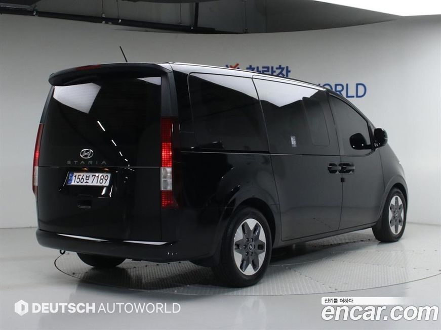 Hyundai Staria 2022