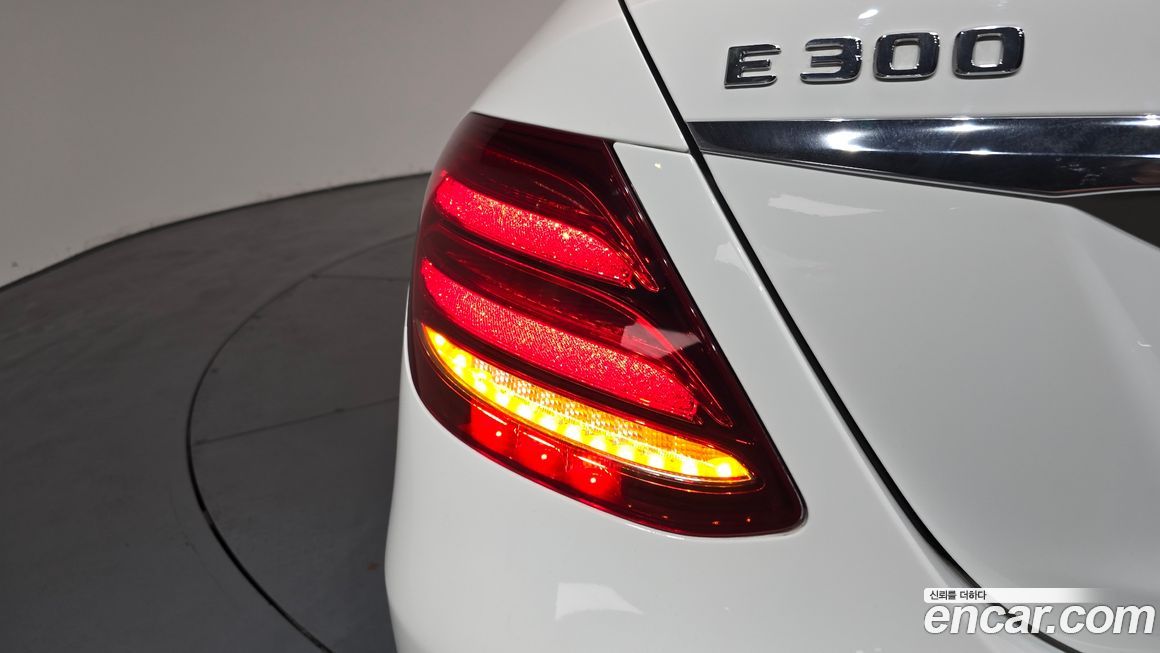 Mercedes-Benz E-Class 2017
