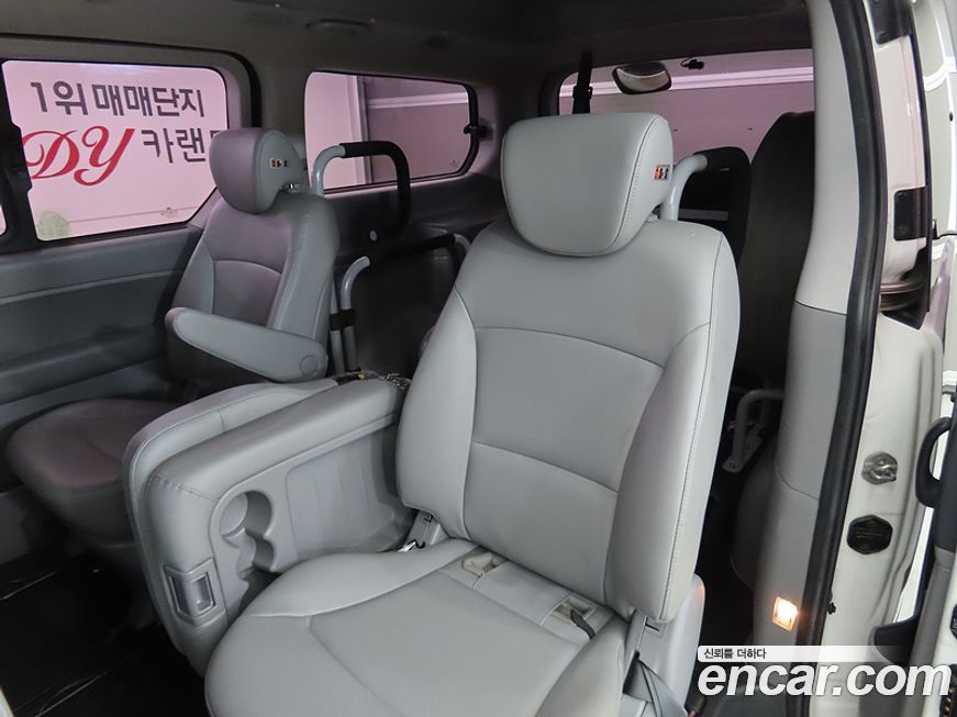 Hyundai Starex 2020