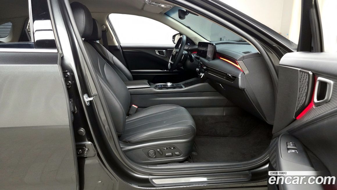 Kia K8 2025