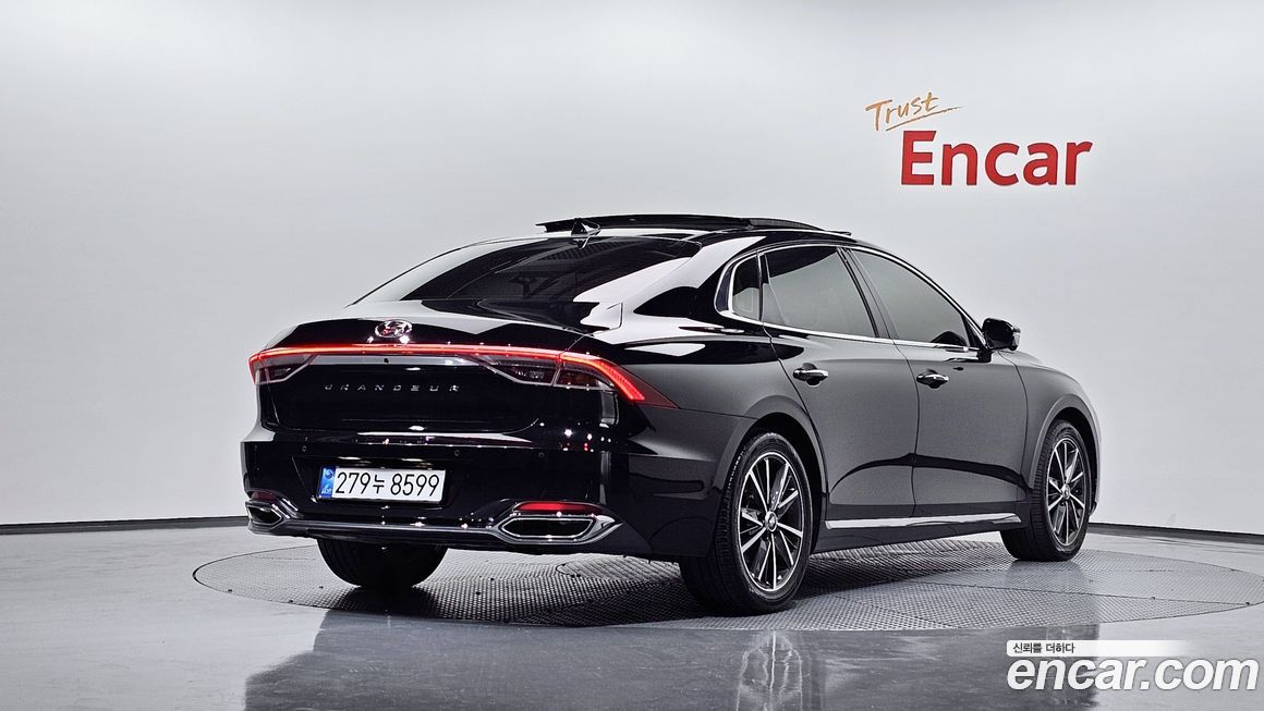 Hyundai Grandeur 2022