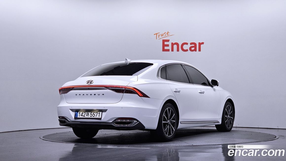 Hyundai Grandeur 2022