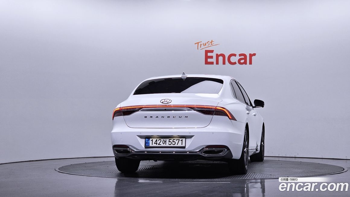 Hyundai Grandeur 2022