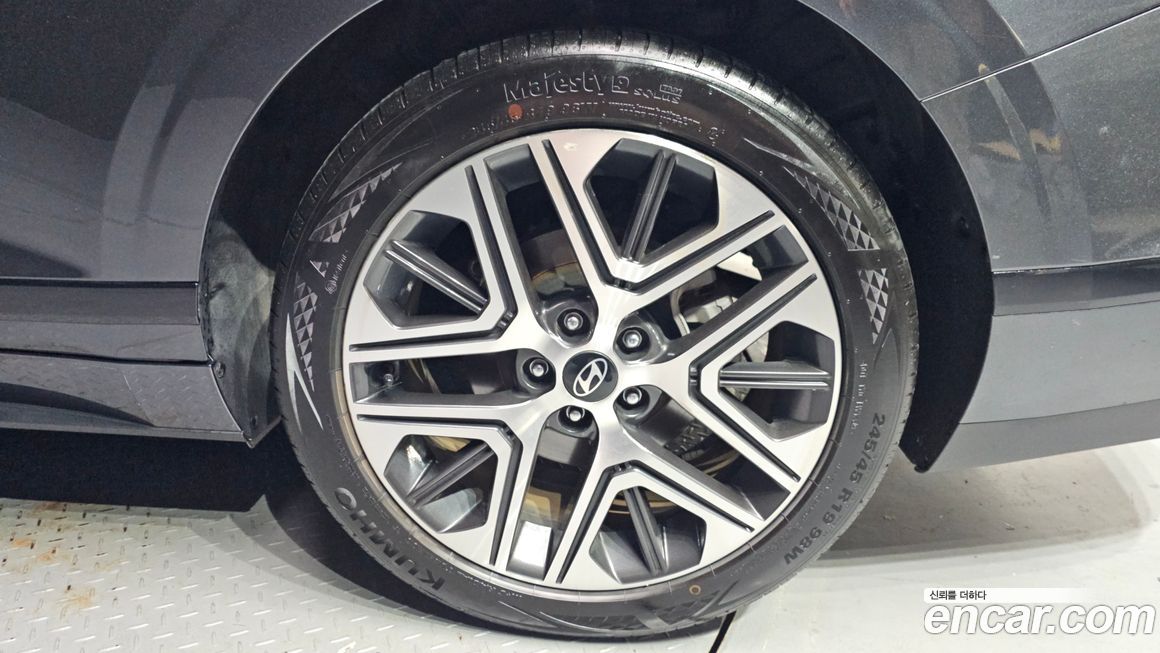 Hyundai Grandeur 2023
