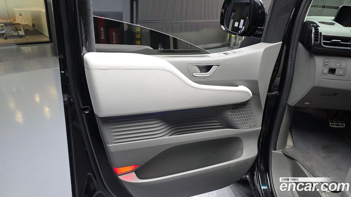 Hyundai Staria 2022