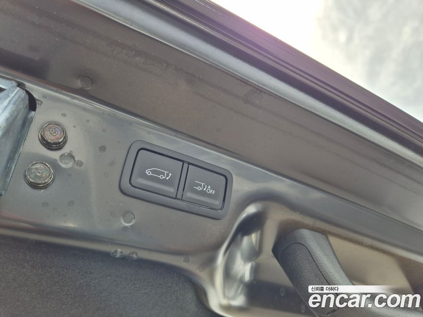 Hyundai Staria 2025