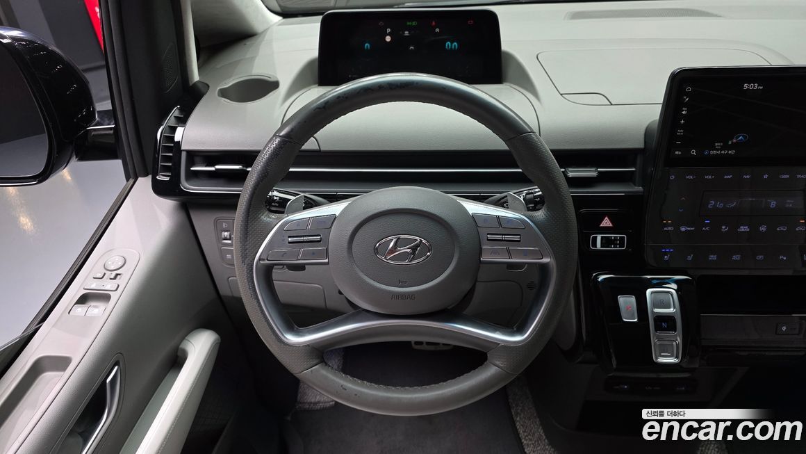 Hyundai Staria 2022
