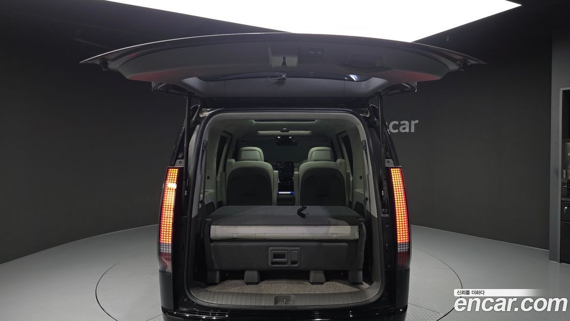 Hyundai Staria 2022