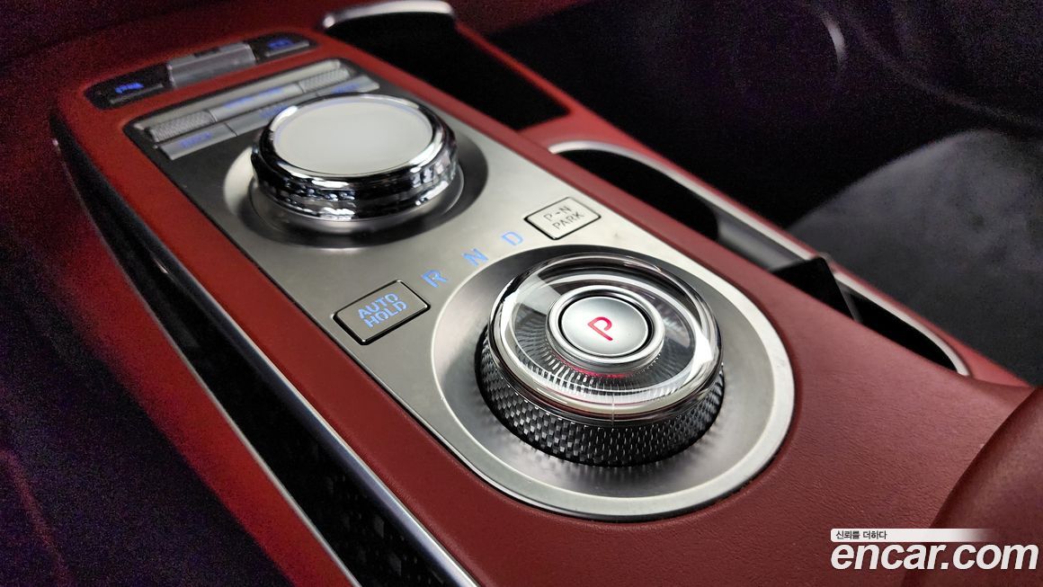Genesis GV70 2021