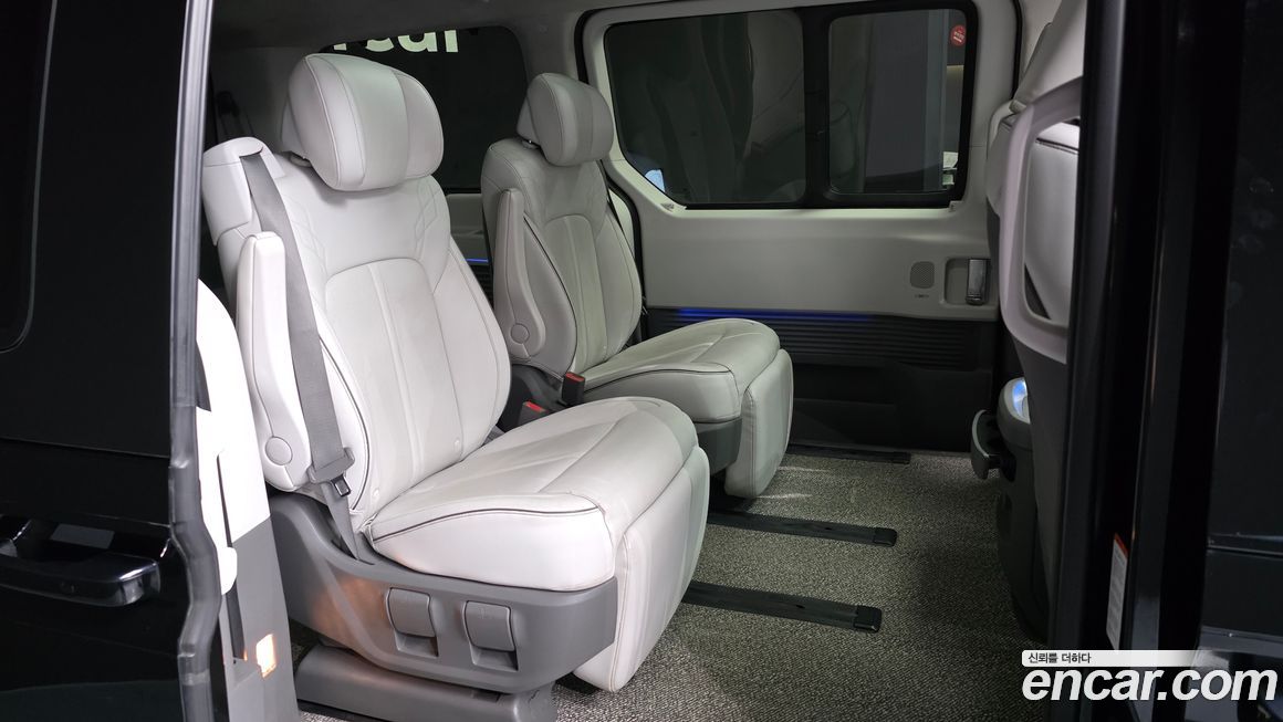 Hyundai Staria 2022