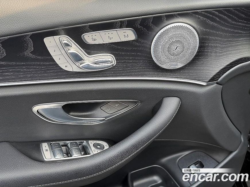 Mercedes-Benz E-Class 2020