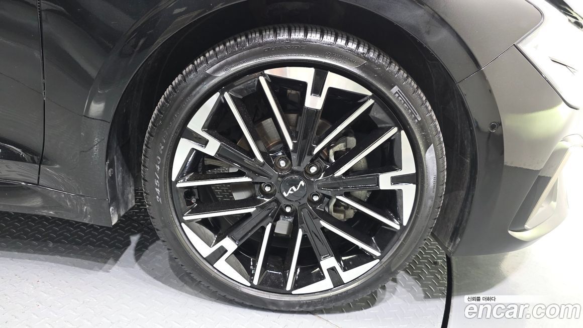 Kia K5 2025