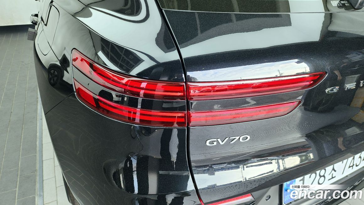 Genesis GV70 2021
