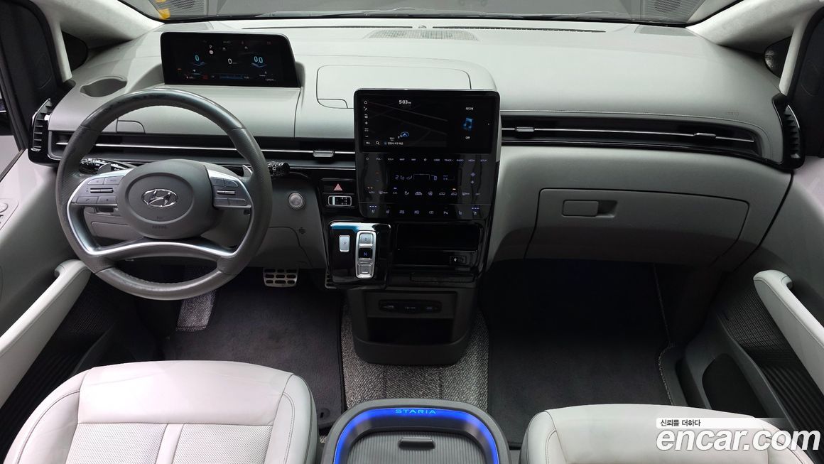 Hyundai Staria 2022