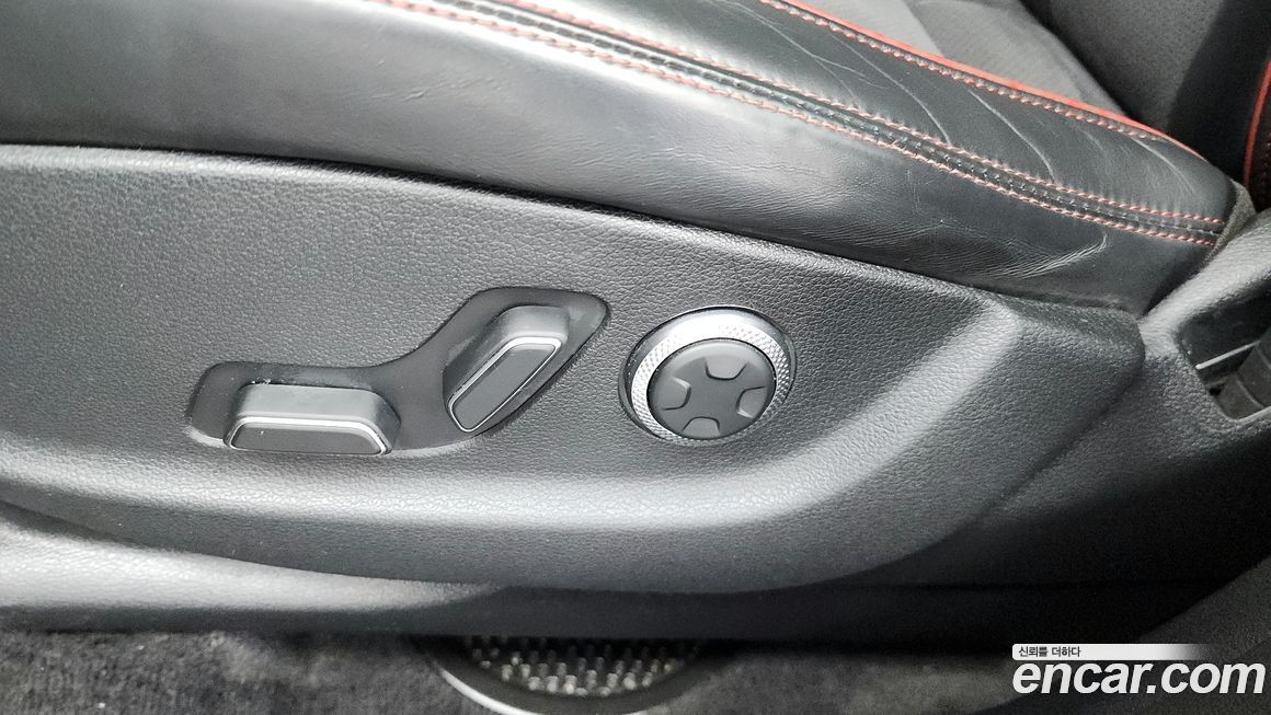 Genesis GV70 2021