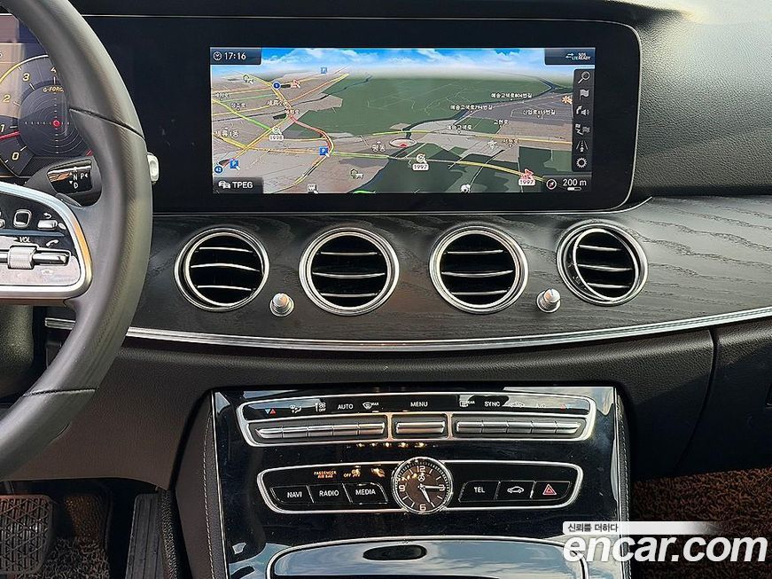 Mercedes-Benz E-Class 2020