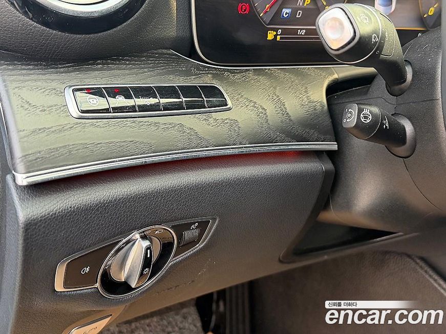 Mercedes-Benz E-Class 2020
