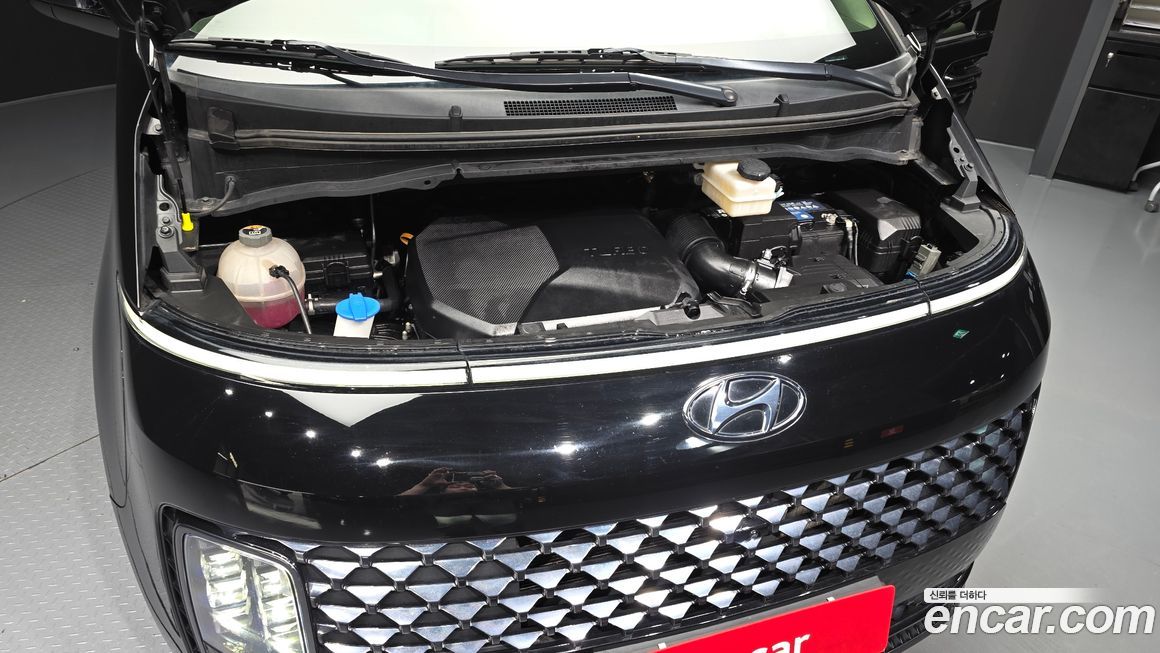 Hyundai Staria 2022