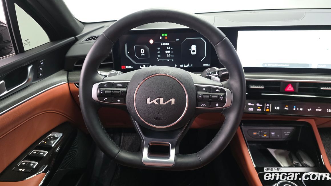 Kia K5 2025