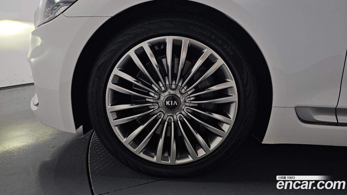Kia K9 2019