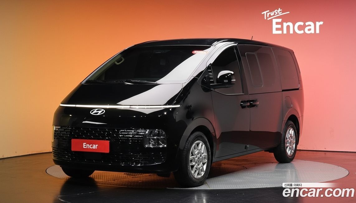 Hyundai Staria 2025