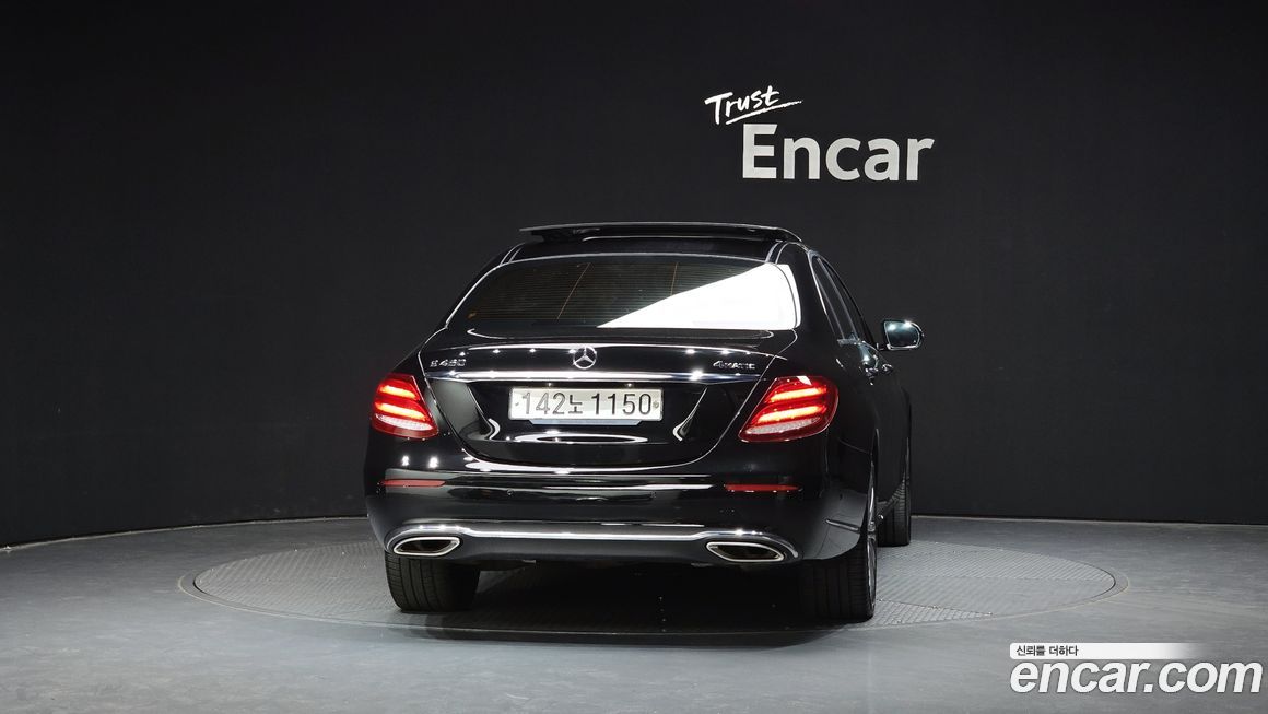 Mercedes-Benz E-Class 2020