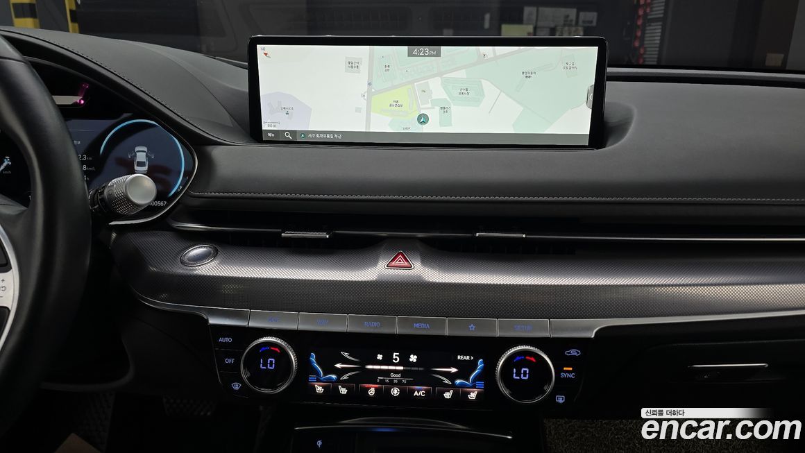 Genesis G80 2023