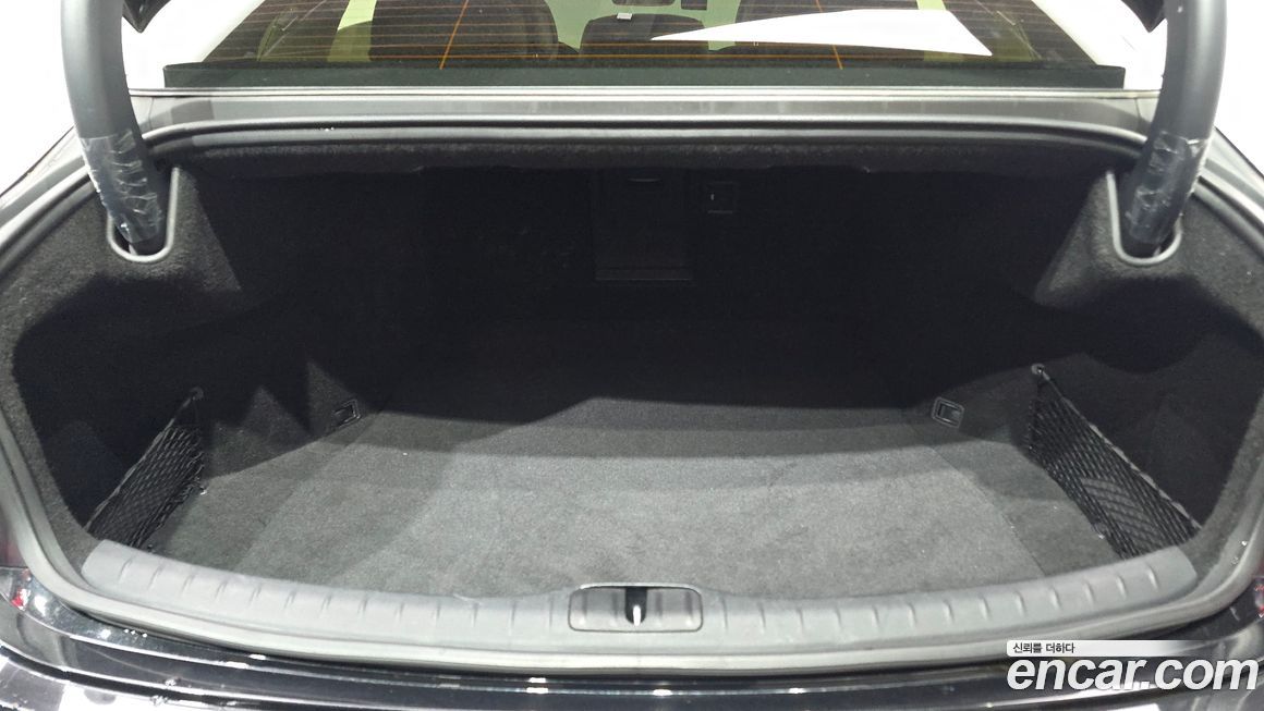 Genesis G80 2023