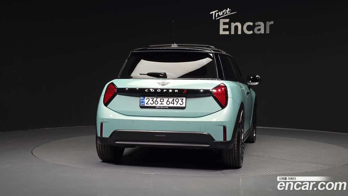 Mini Cooper 2025