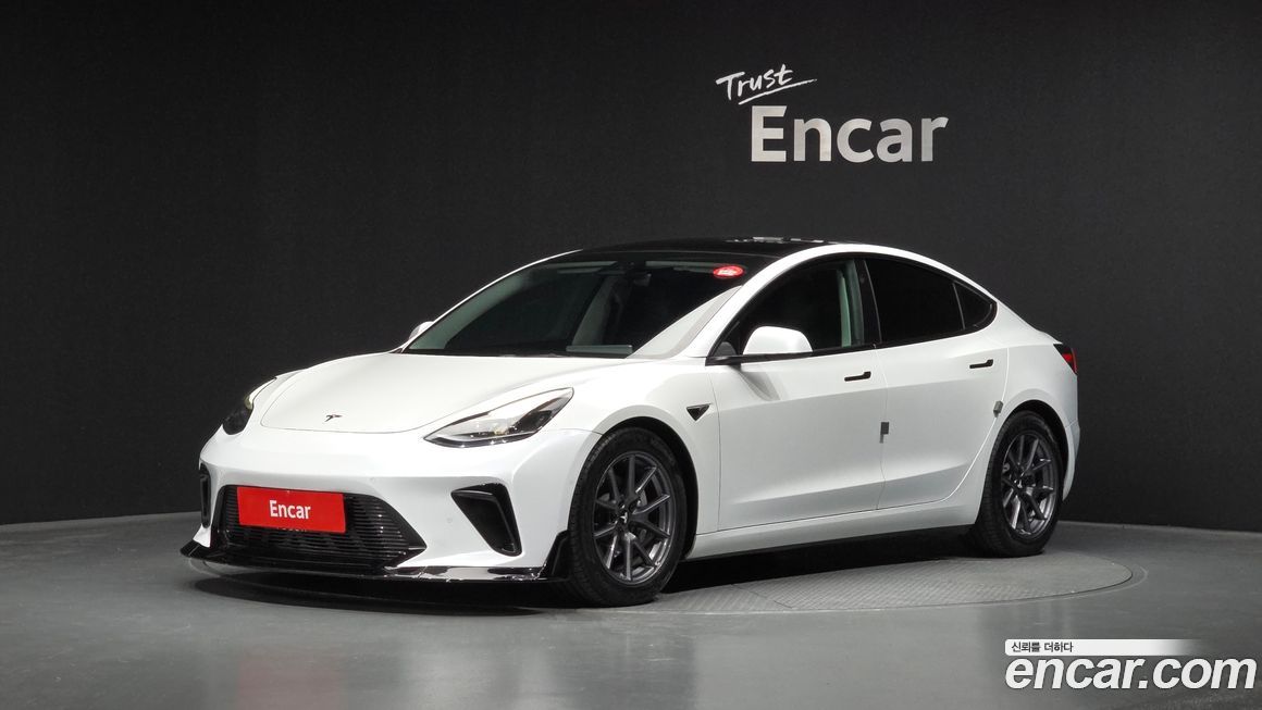 Tesla Model 3 2022
