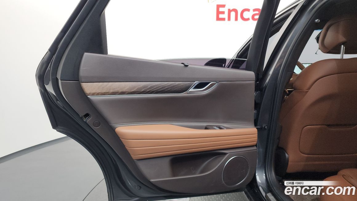 Genesis G80 2021