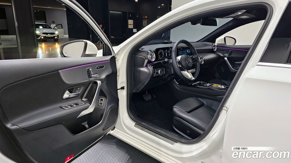 Mercedes-Benz A-Class 2024