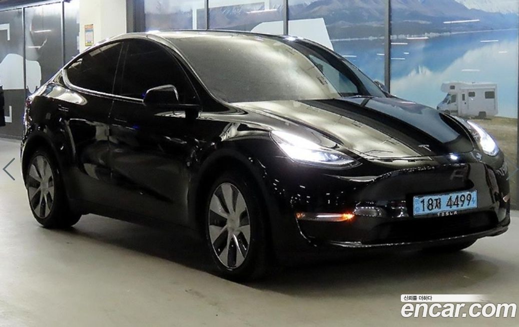 Tesla Model Y 2021