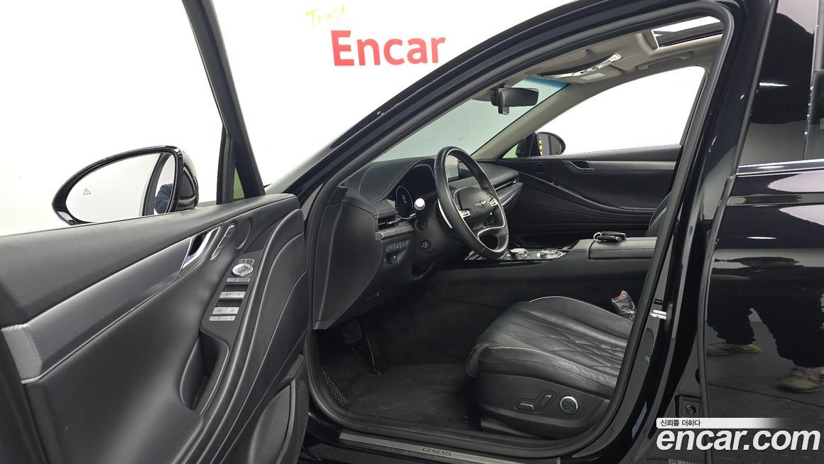 Genesis G80 2023
