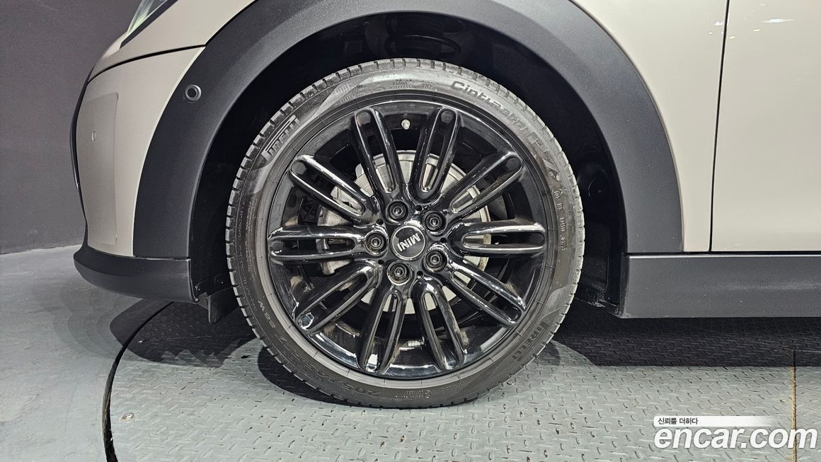 Mini Cooper 2024