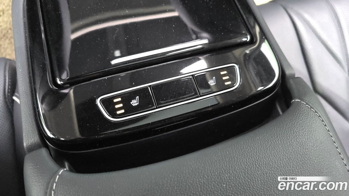 Genesis G80 2023