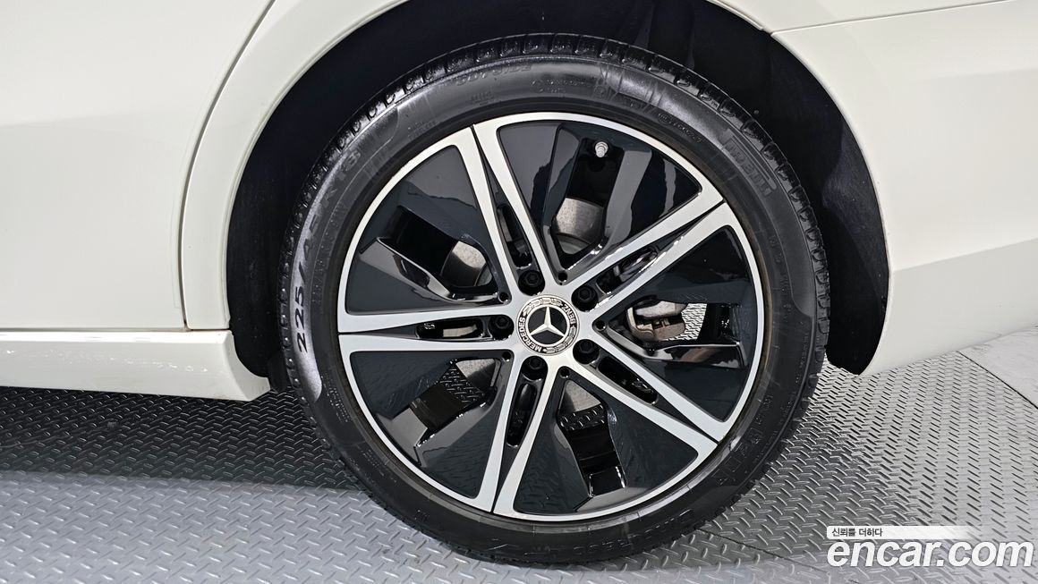 Mercedes-Benz A-Class 2024