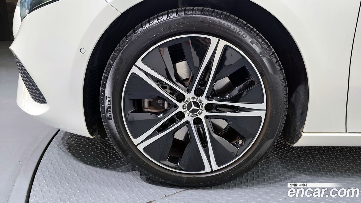Mercedes-Benz A-Class 2024