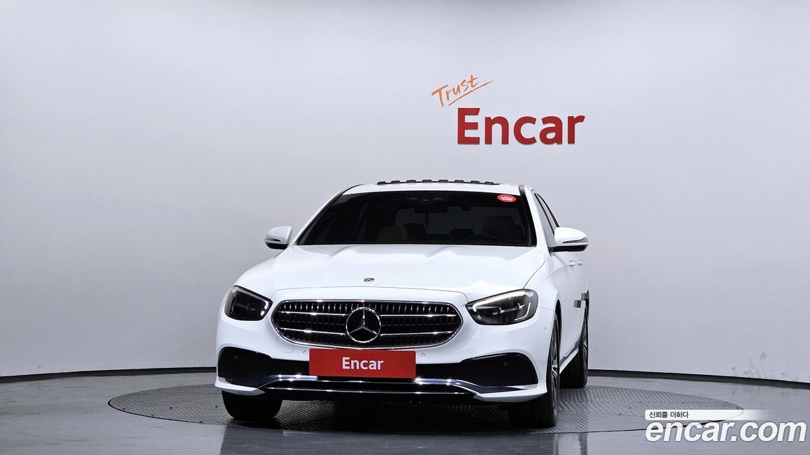 Mercedes-Benz E-Class 2021
